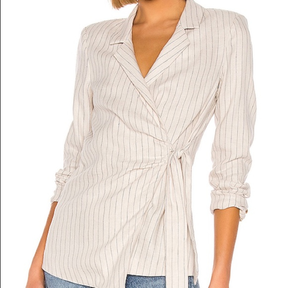 Size S lacademie linen blazer